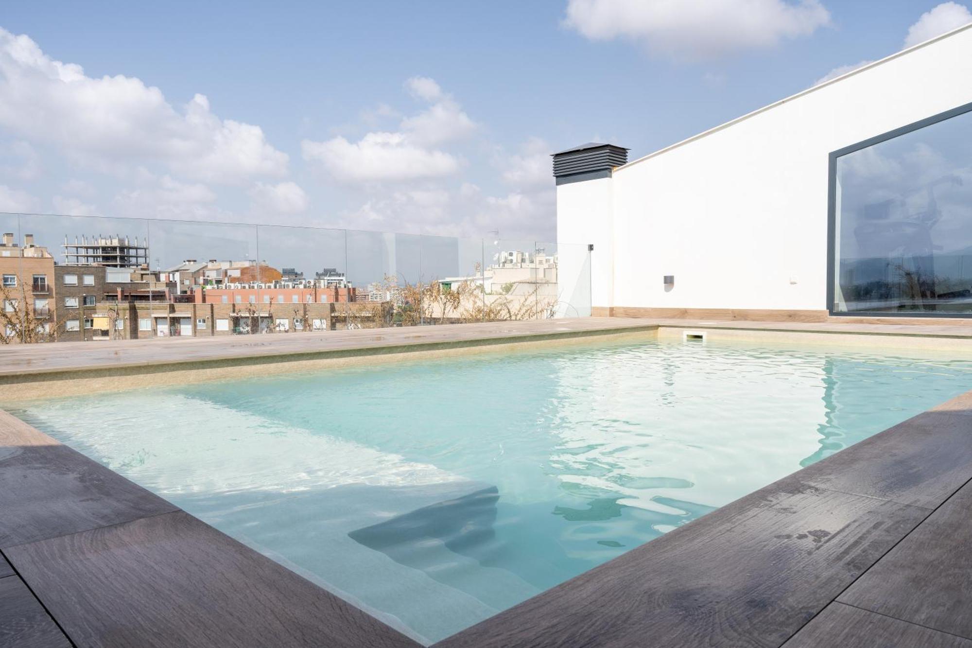 De Diseno Con Piscina Y Gimnasio By Elconserje Appartamento *
